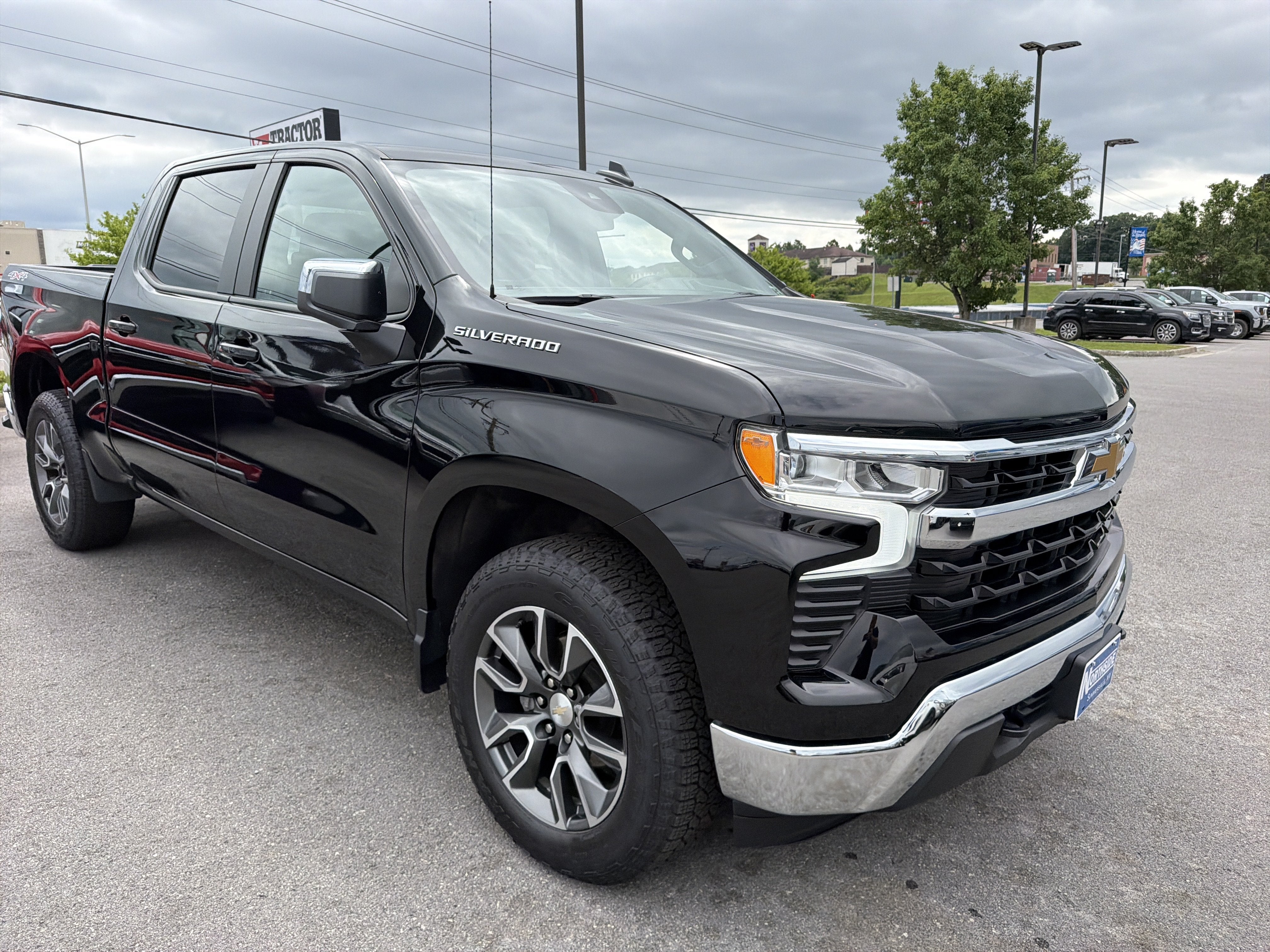 2023 Chevrolet Silverado 1500 LT (2FL)