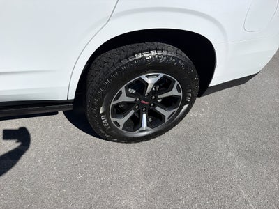2027 GMC Yukon AT4