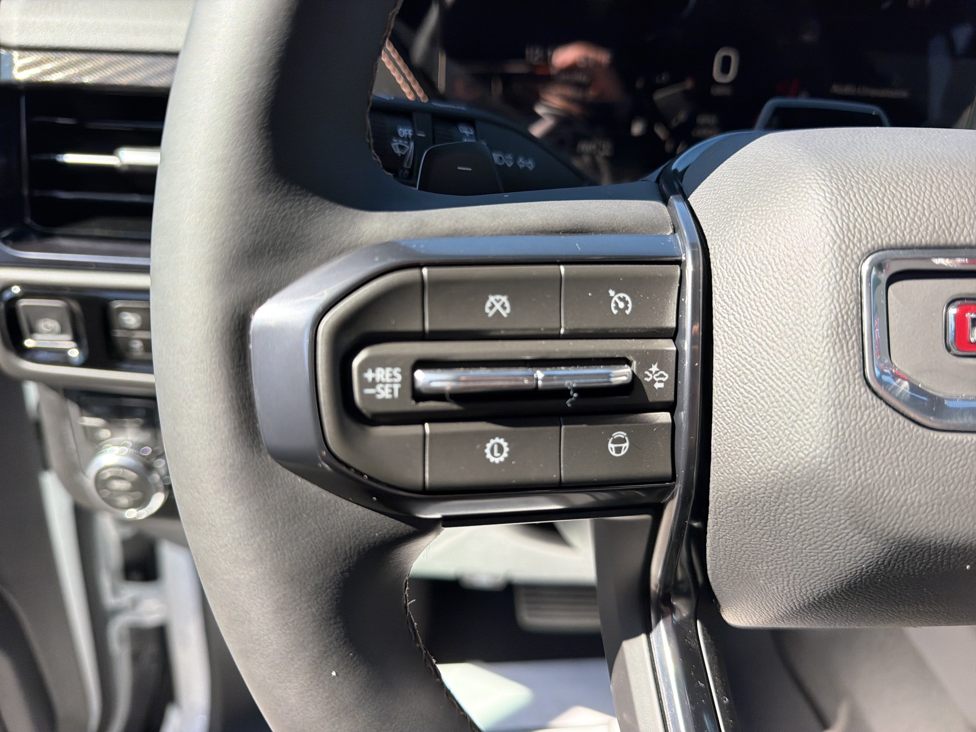 2027 GMC Yukon AT4