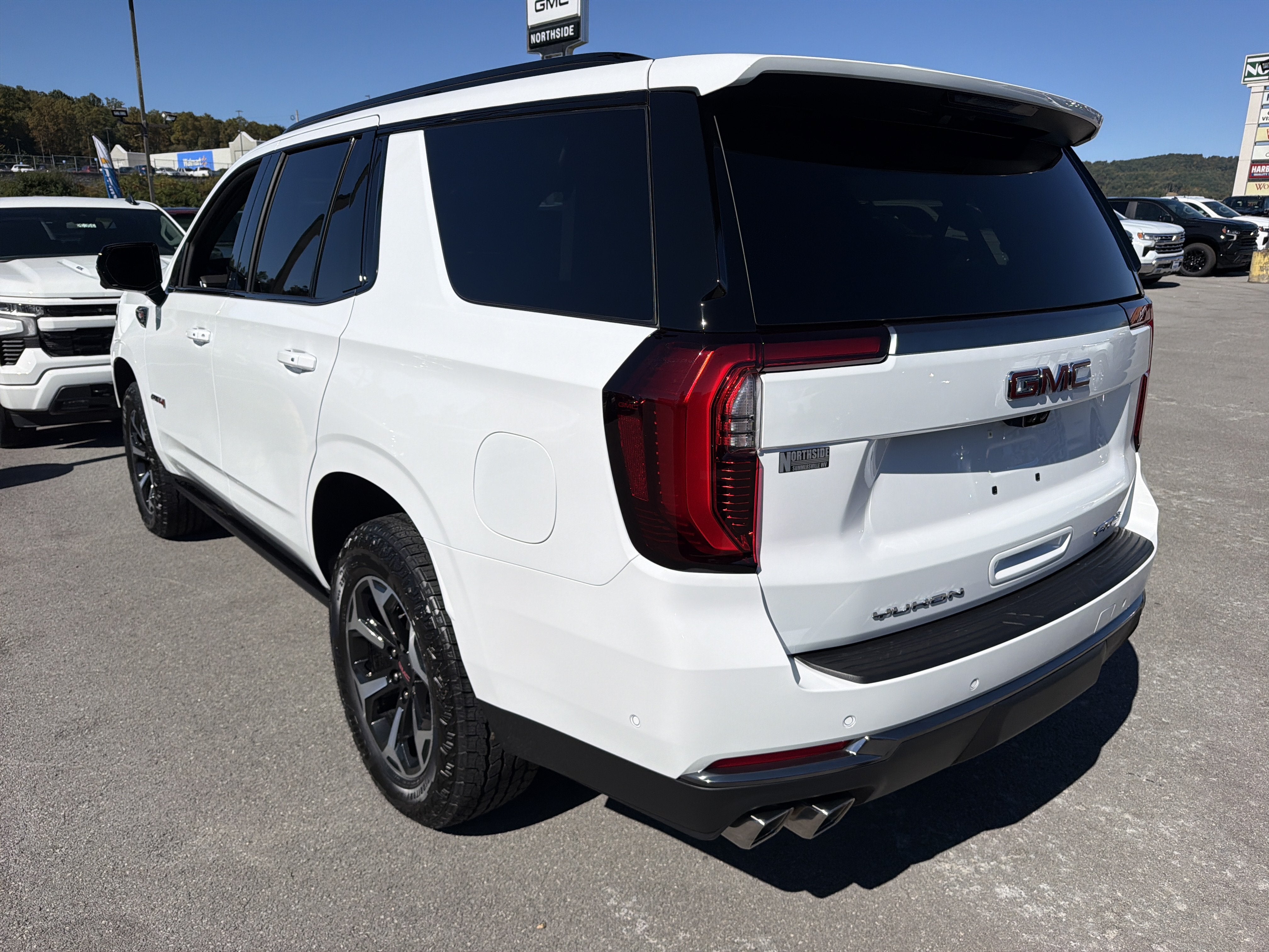 2027 GMC Yukon AT4
