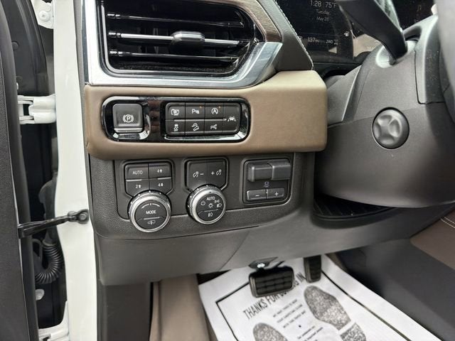 2025 GMC Yukon Denali Ultimate