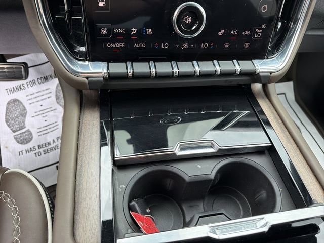 2025 GMC Yukon Denali Ultimate
