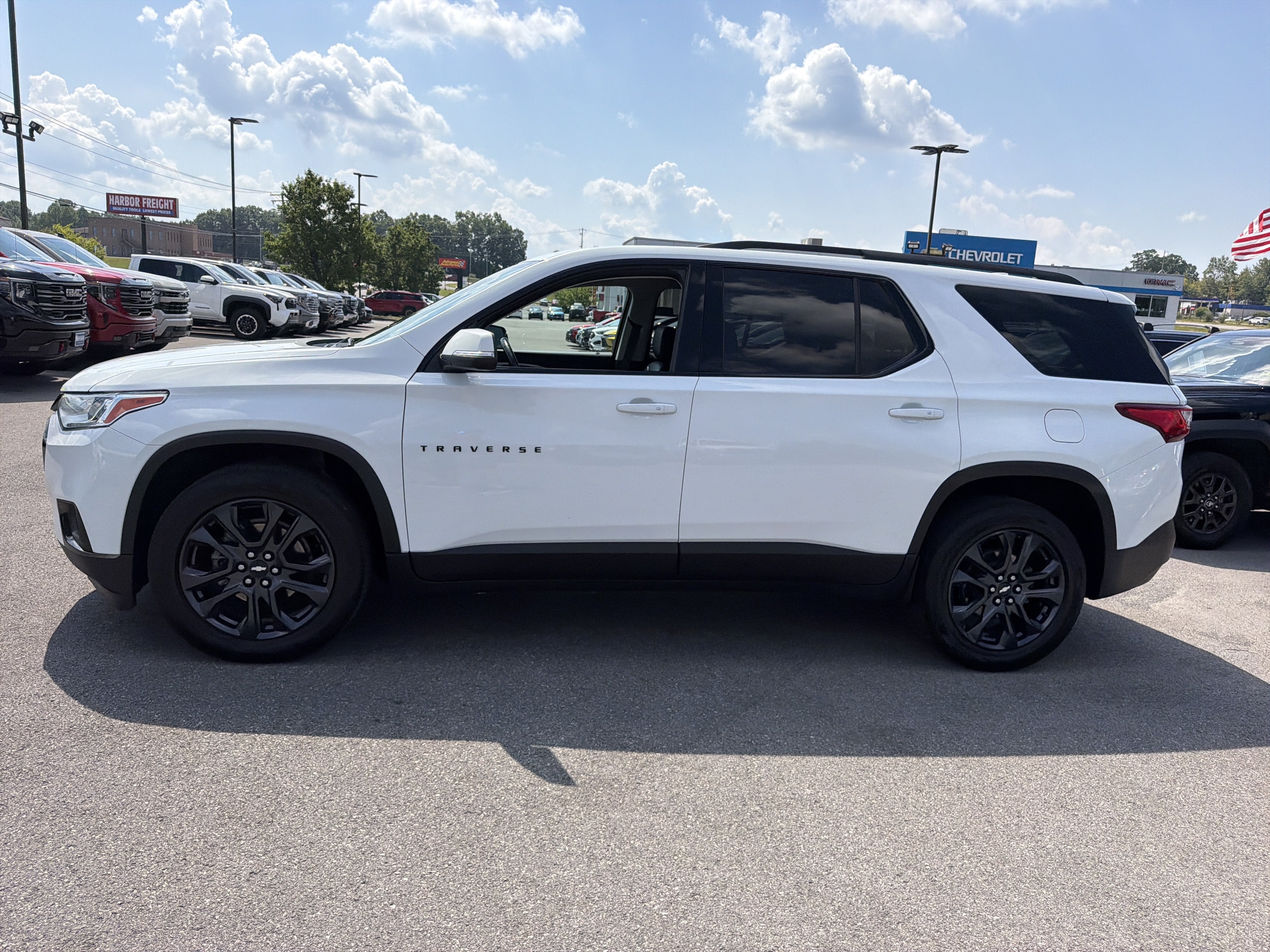 2021 Chevrolet Traverse RS