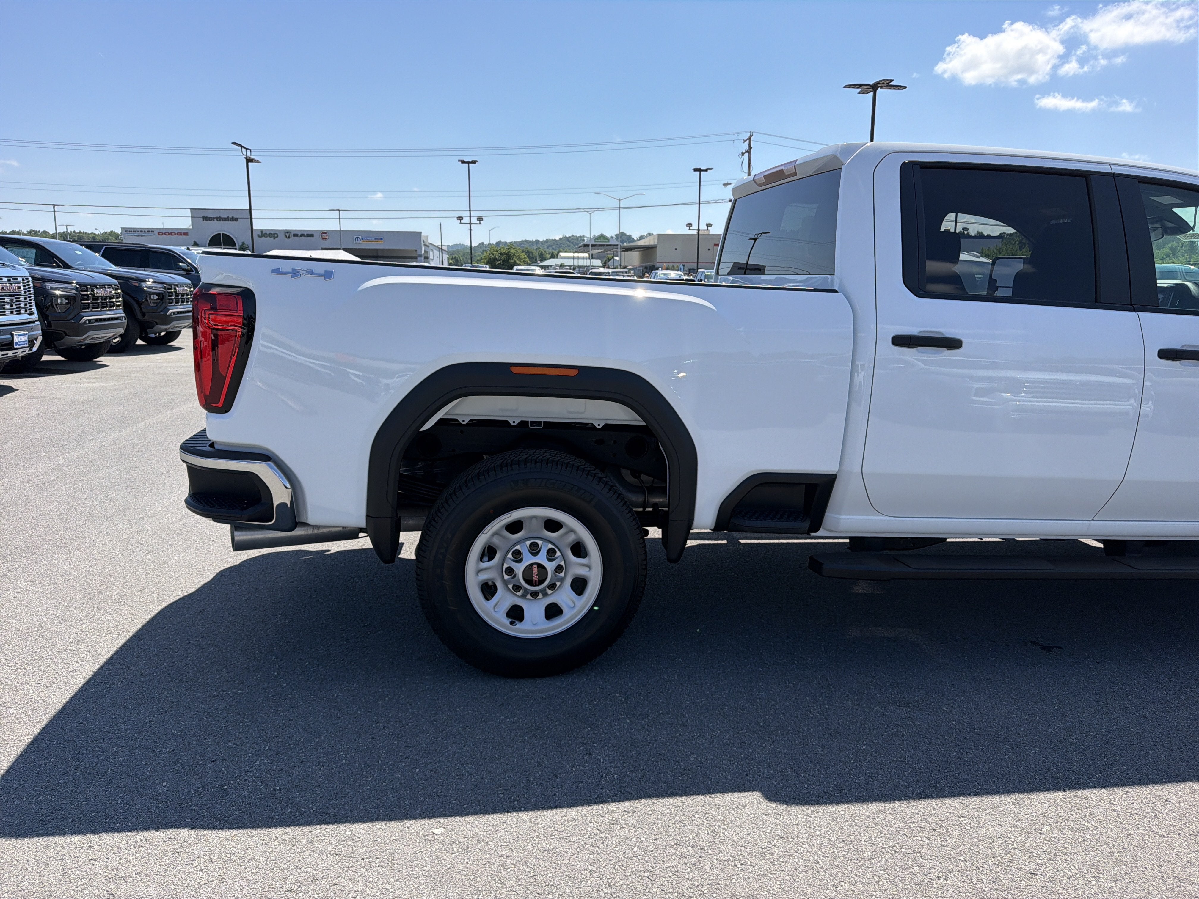 2026 GMC Sierra 2500 HD Pro