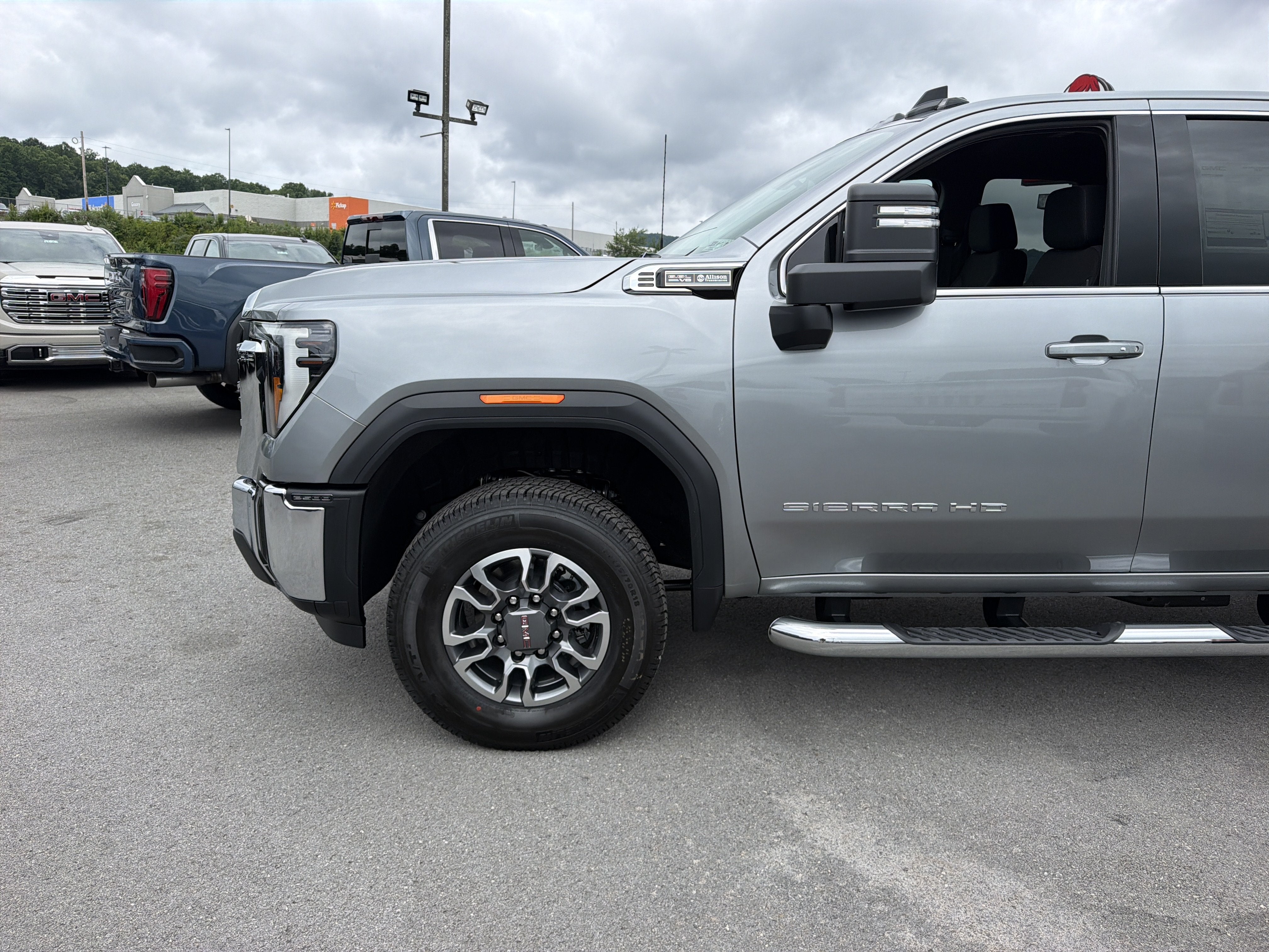 2026 GMC Sierra 2500 HD SLE