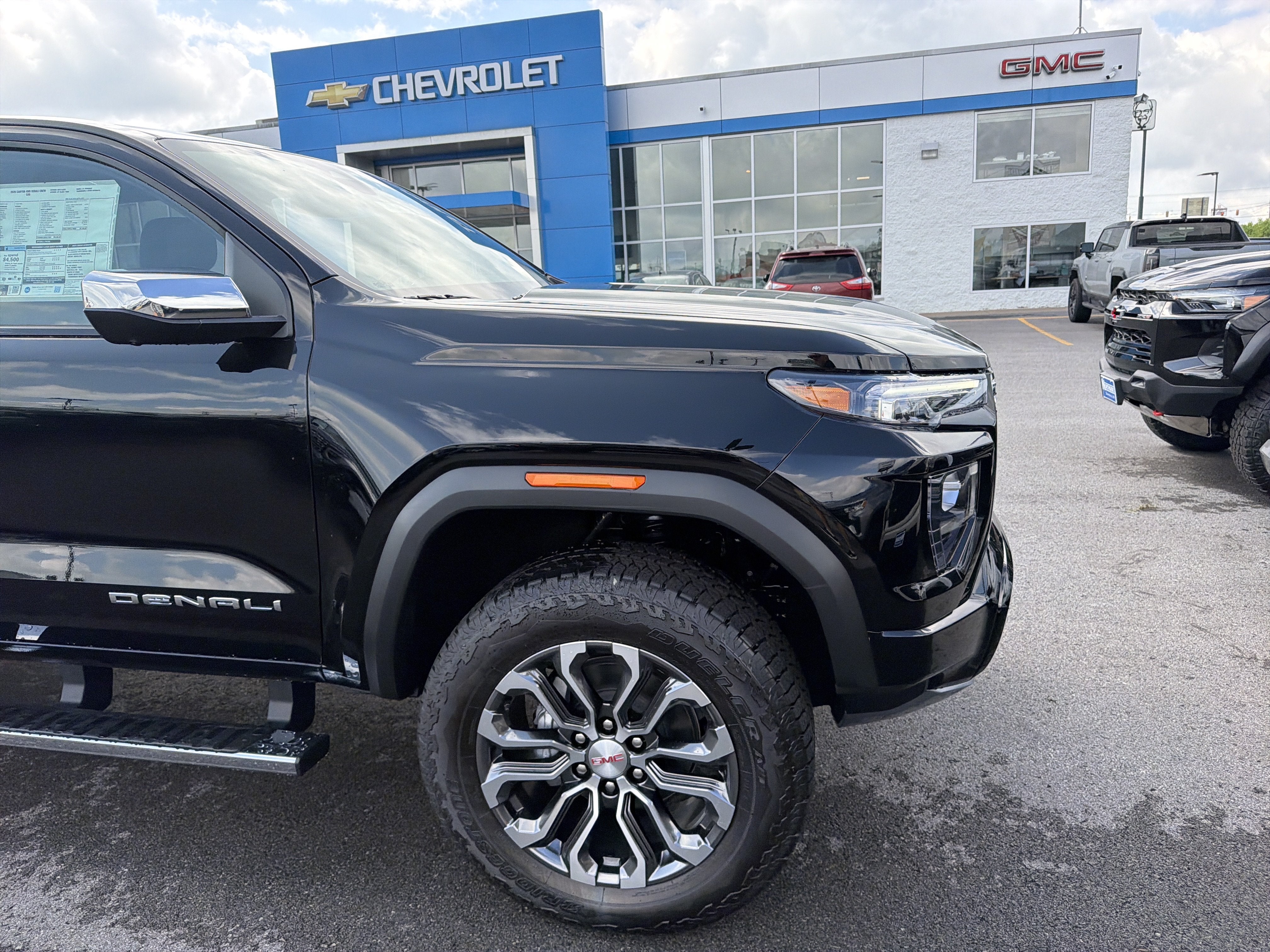2026 GMC Canyon Denali