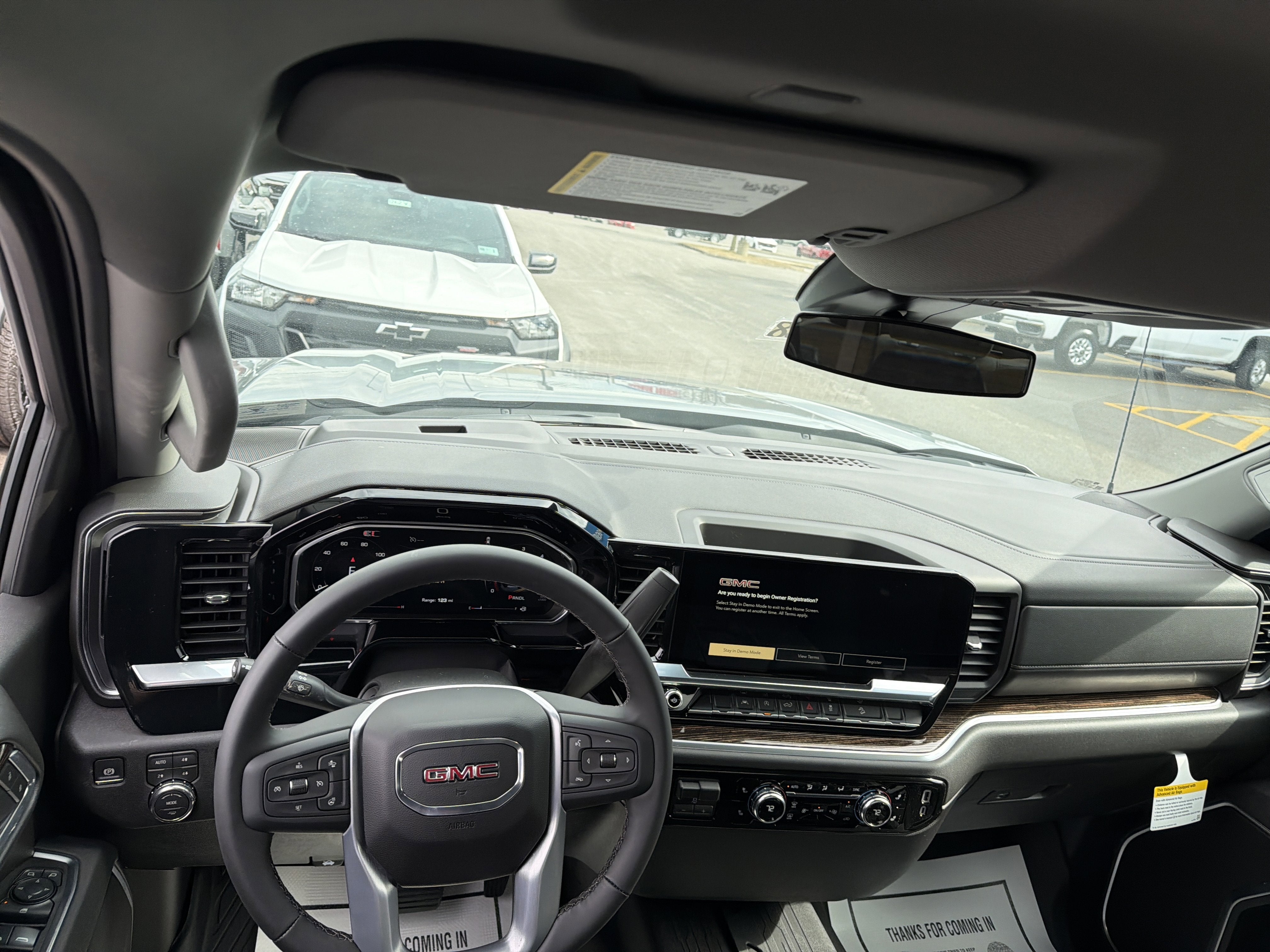 2026 GMC Sierra 1500 SLE