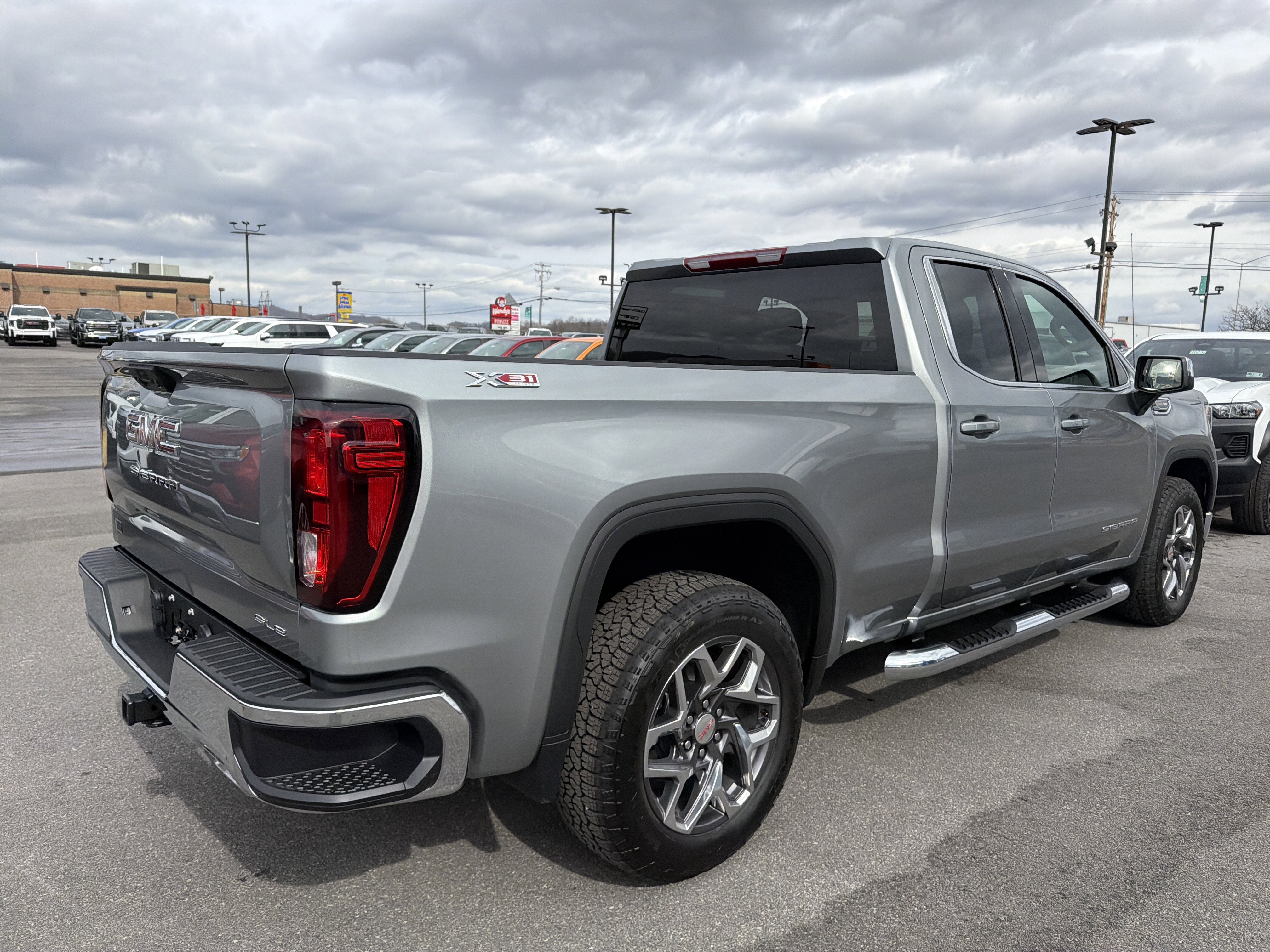 2026 GMC Sierra 1500 SLE