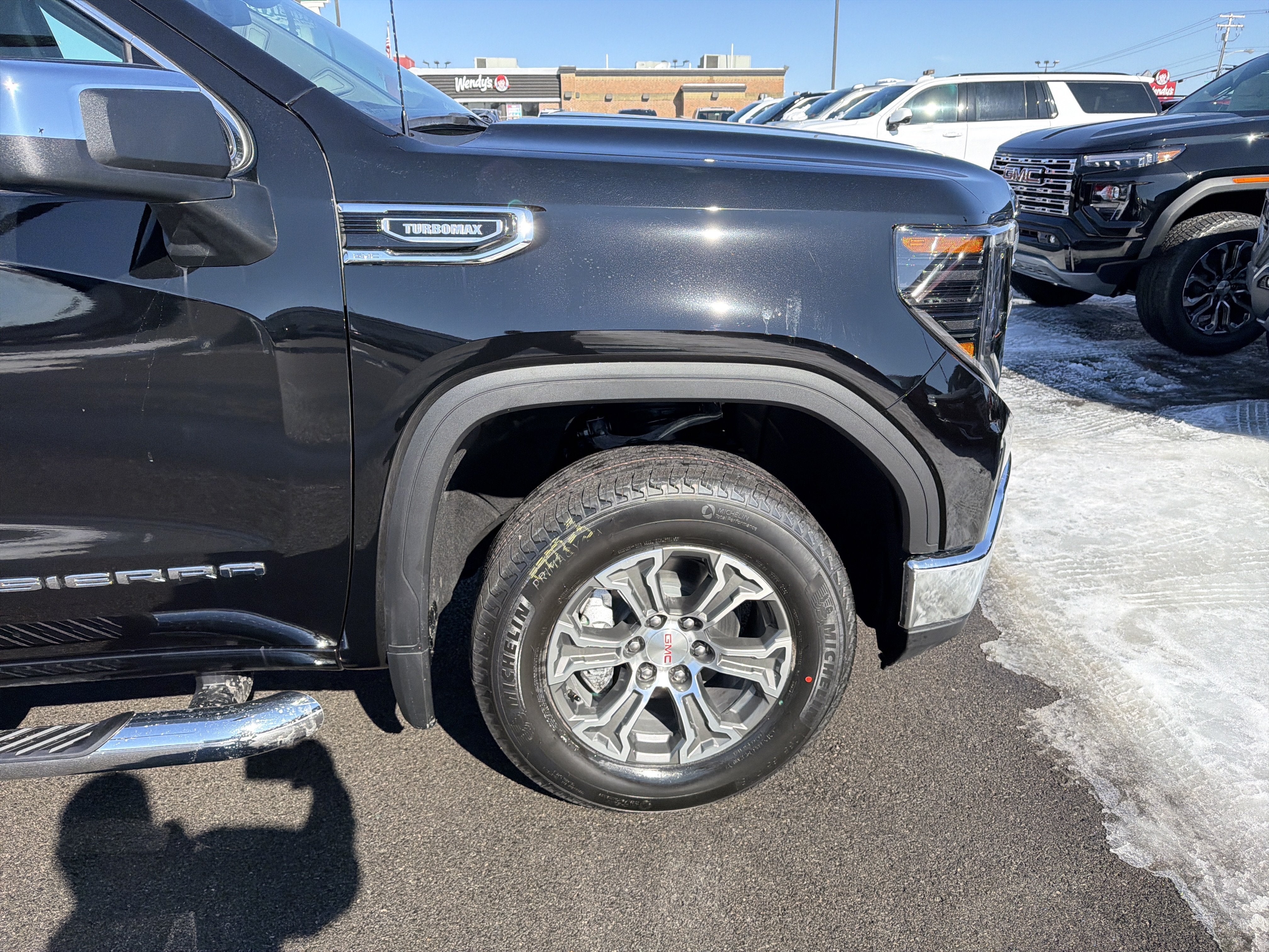 2026 GMC Sierra 1500 SLE