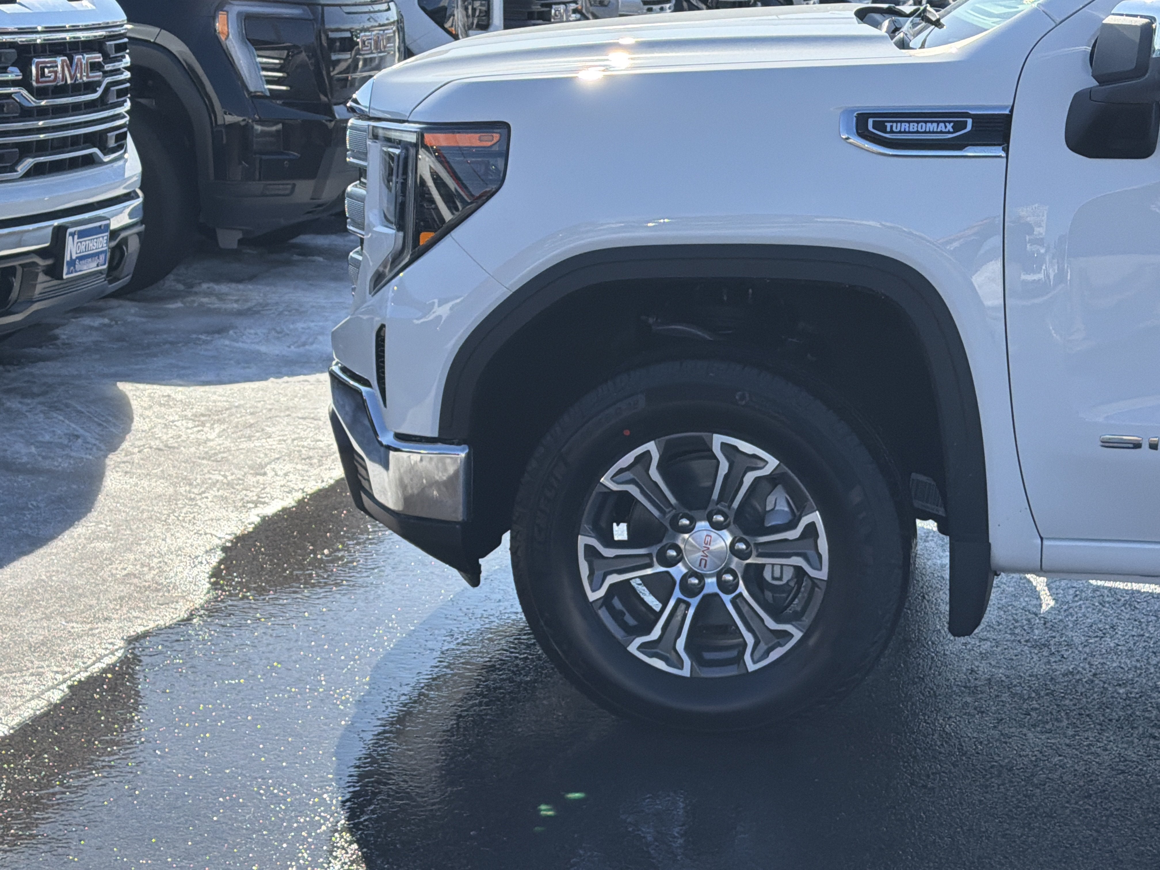 2026 GMC Sierra 1500 SLE