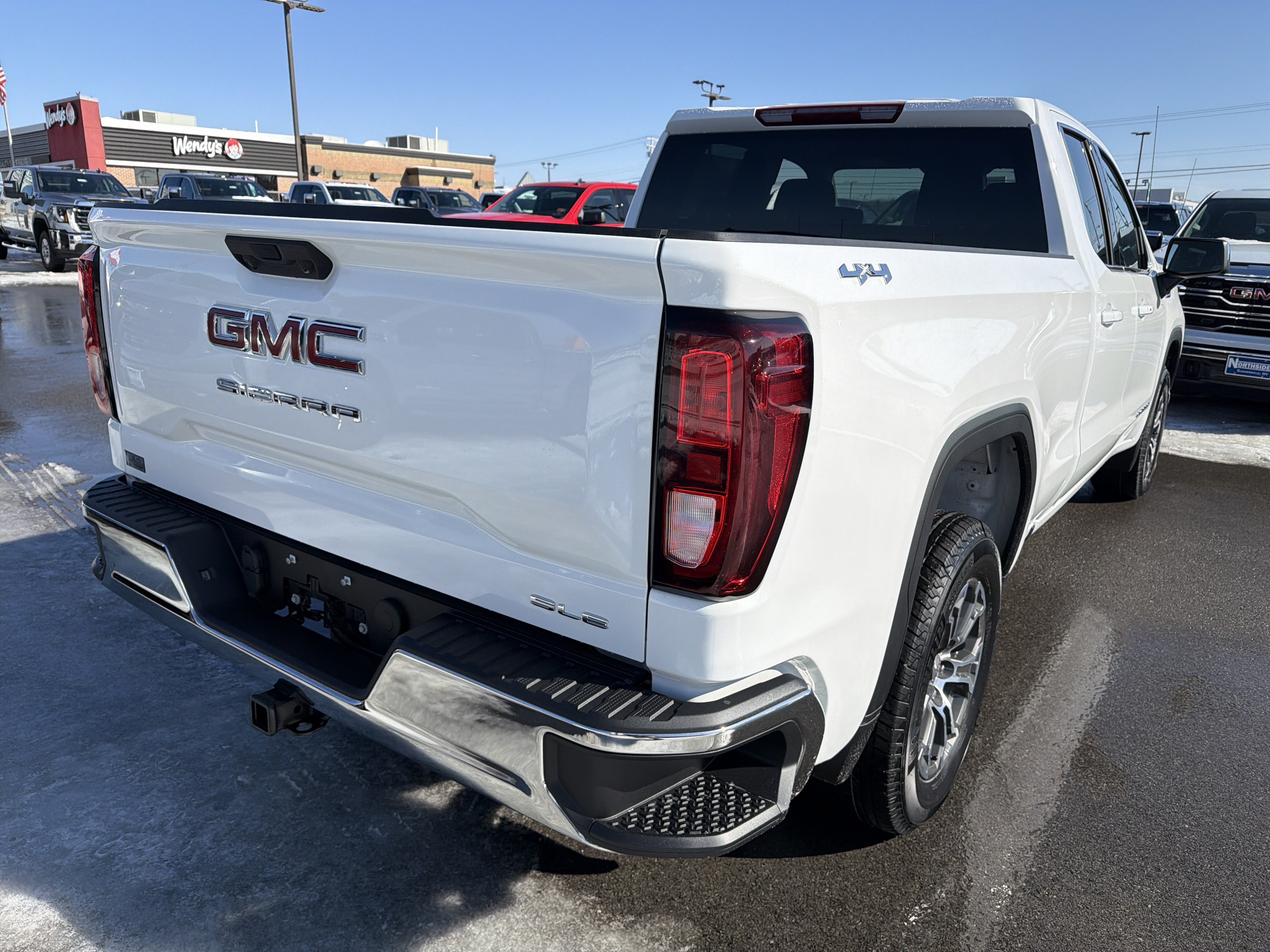 2026 GMC Sierra 1500 SLE