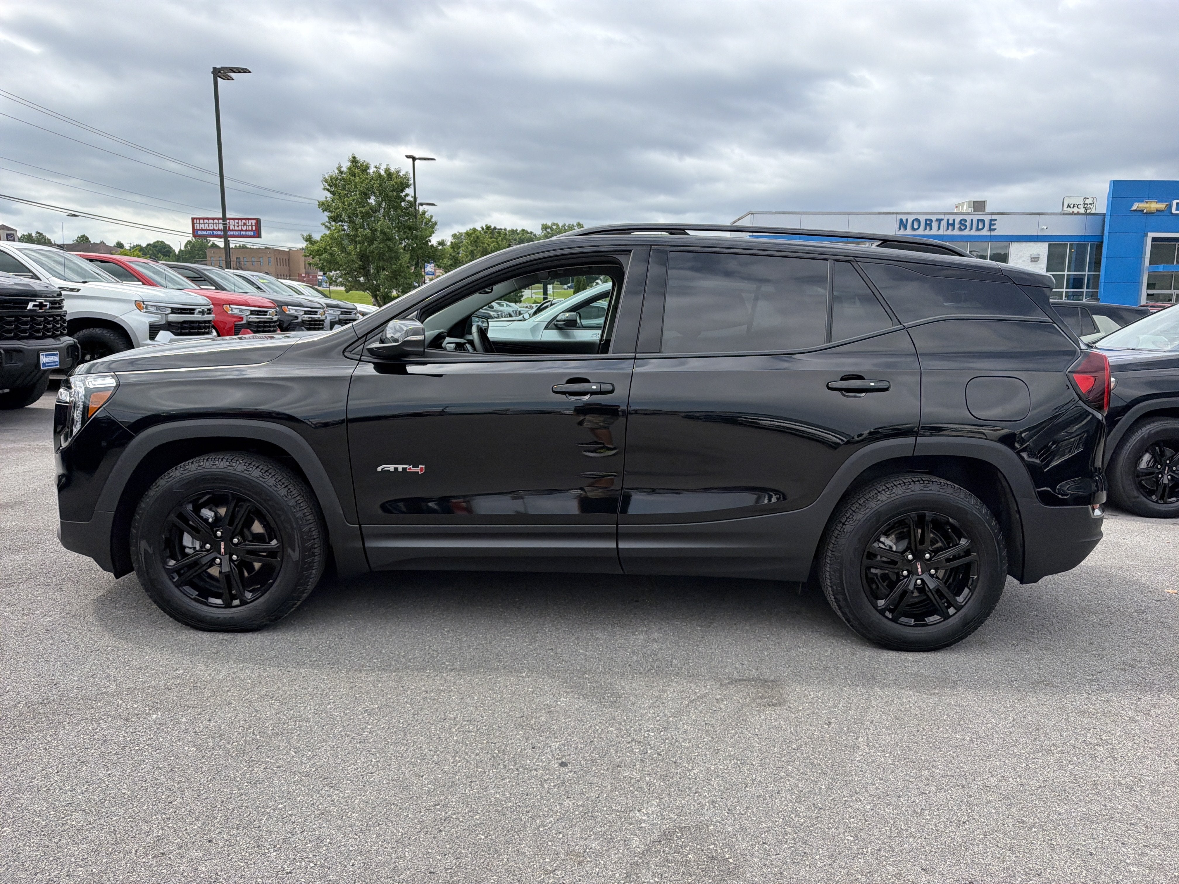 2024 GMC Terrain AT4