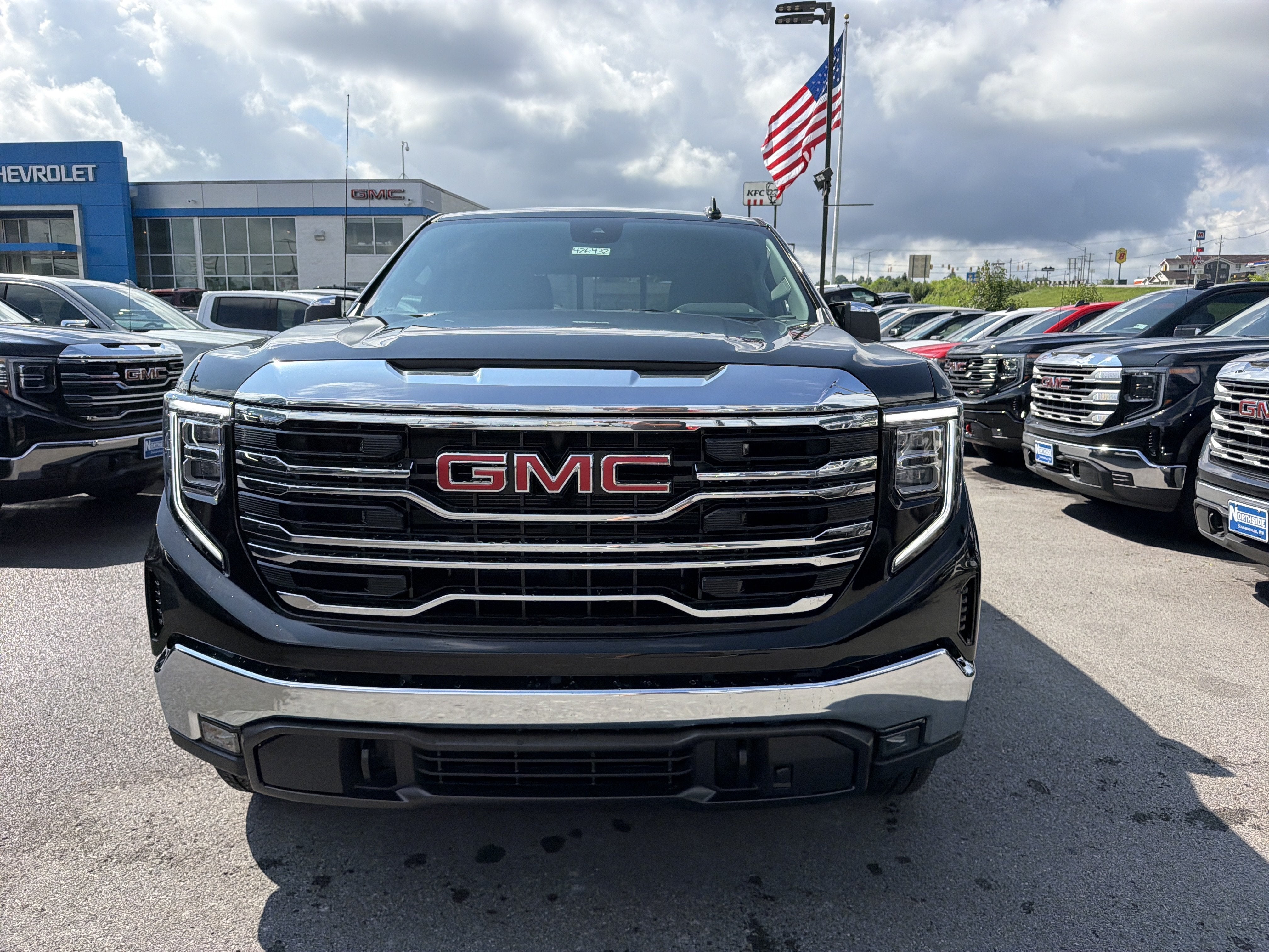 2026 GMC Sierra 1500 SLT