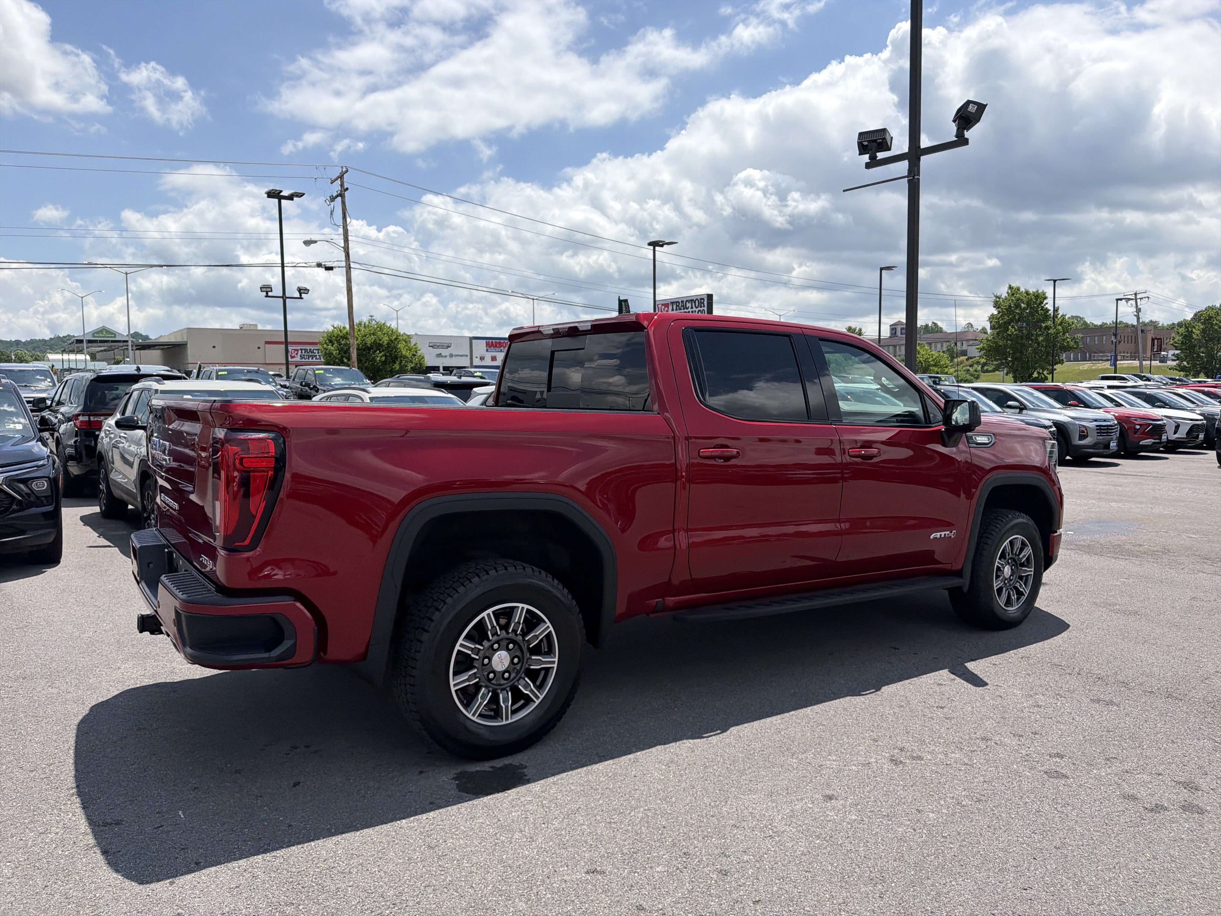 2024 GMC Sierra 1500 AT4