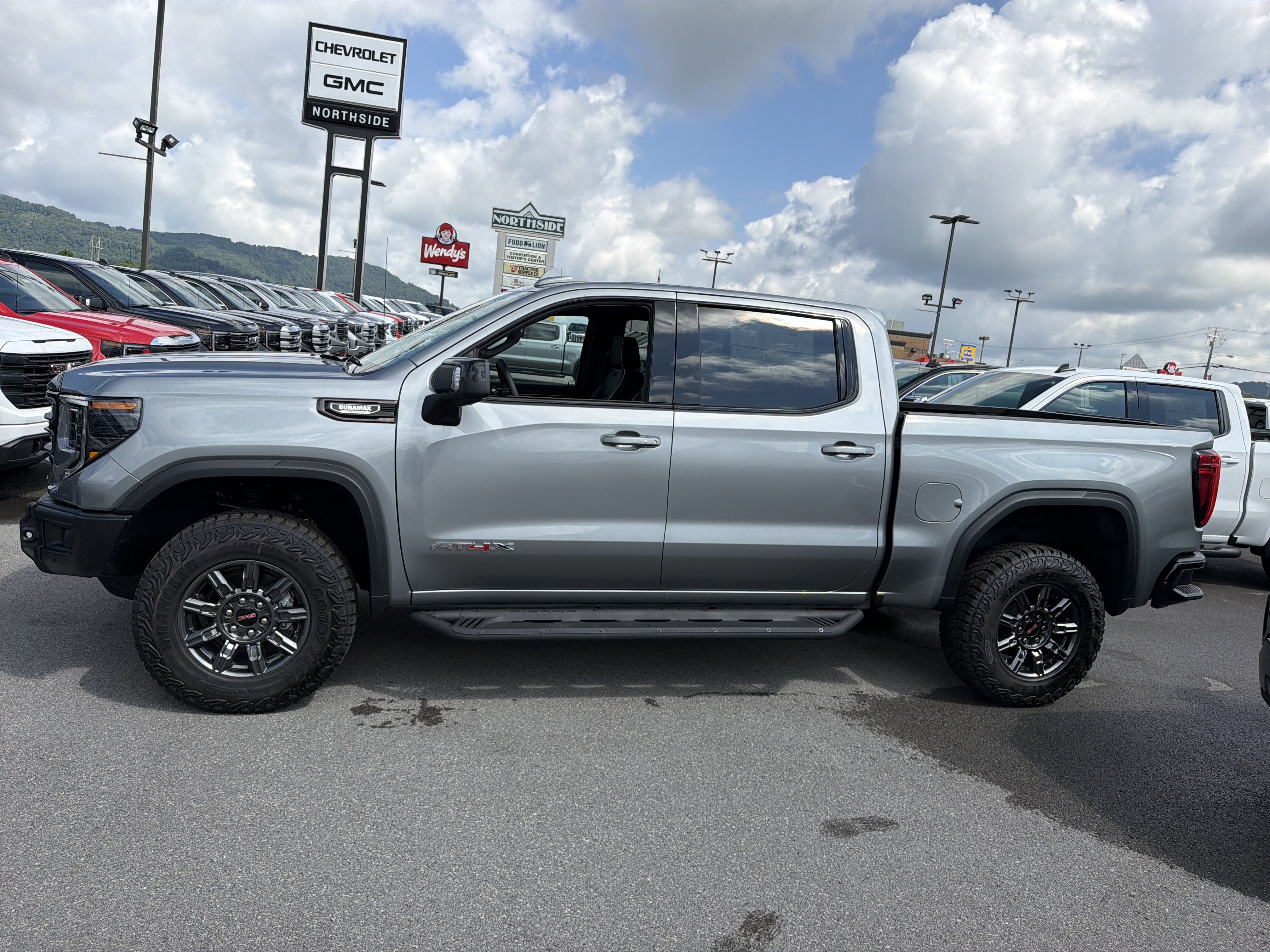 2026 GMC Sierra 1500 AT4X