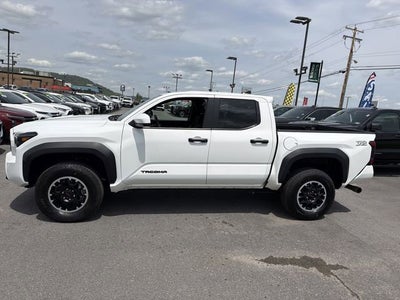 2025 Toyota Tacoma 4WD SR