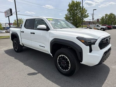 2025 Toyota Tacoma 4WD SR