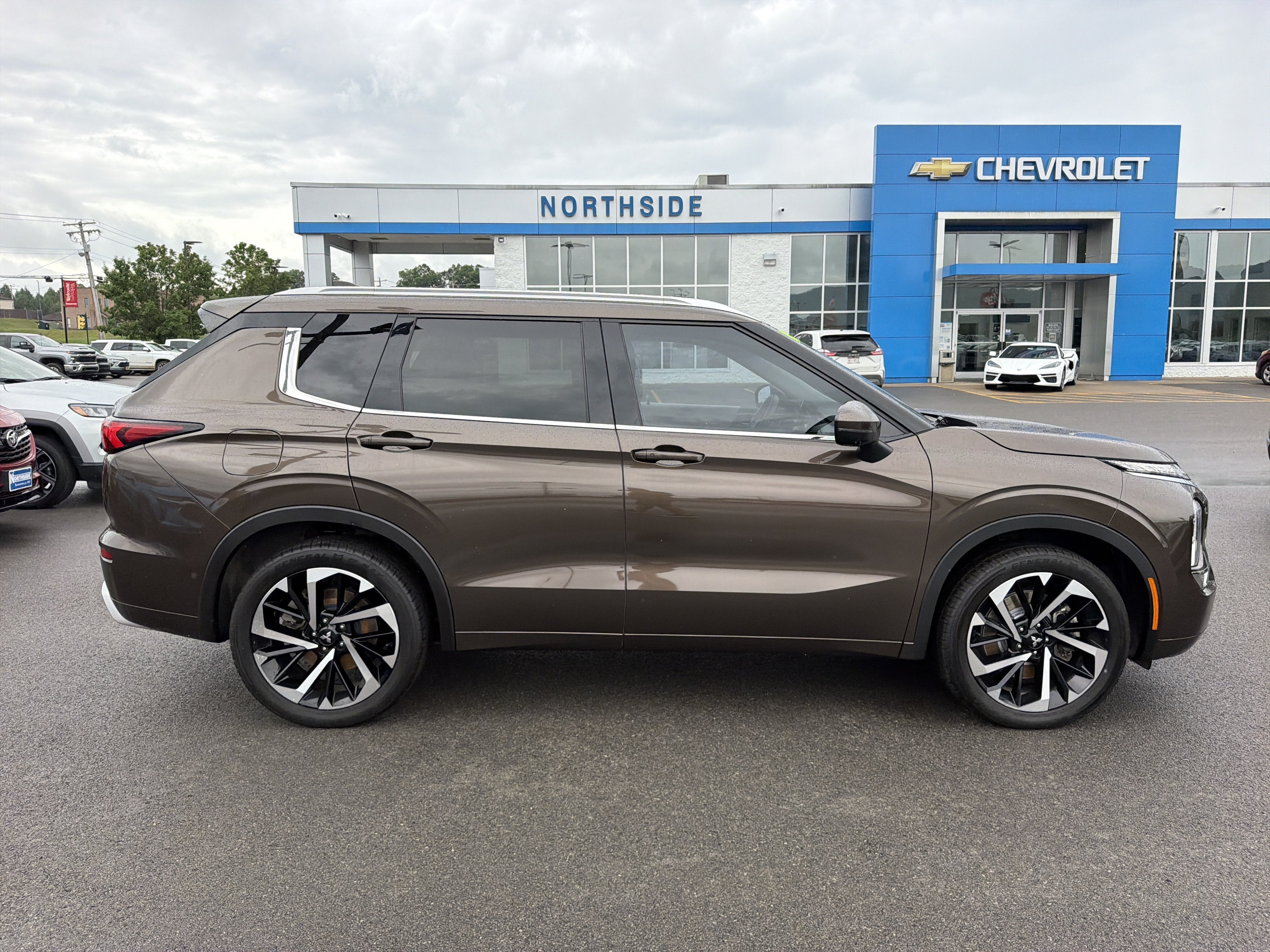 2022 Mitsubishi Outlander SEL
