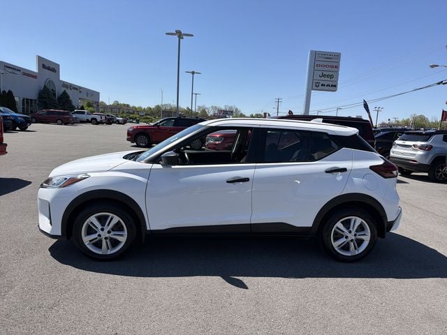 2023 Nissan Kicks S