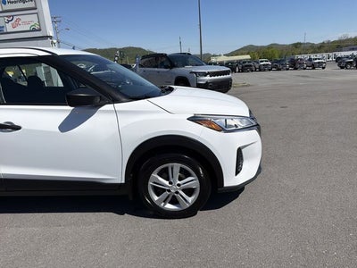 2023 Nissan Kicks S