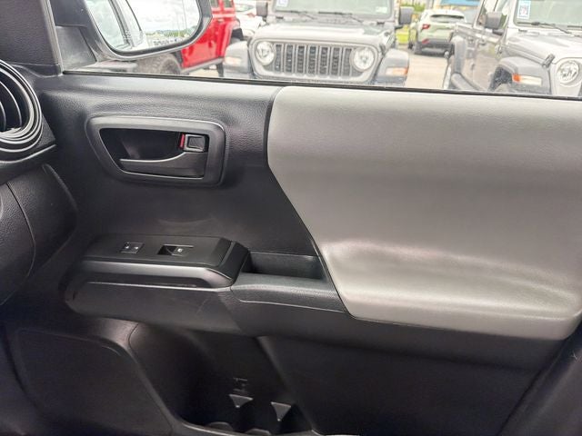2018 Toyota Tacoma SR V6