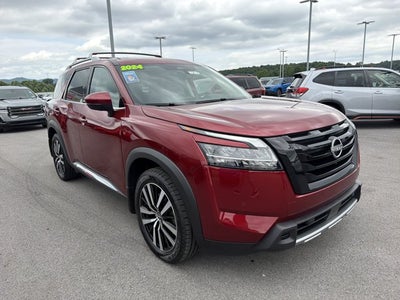 2024 Nissan Pathfinder Platinum