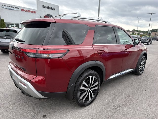 2024 Nissan Pathfinder Platinum