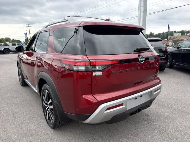 2024 Nissan Pathfinder Platinum