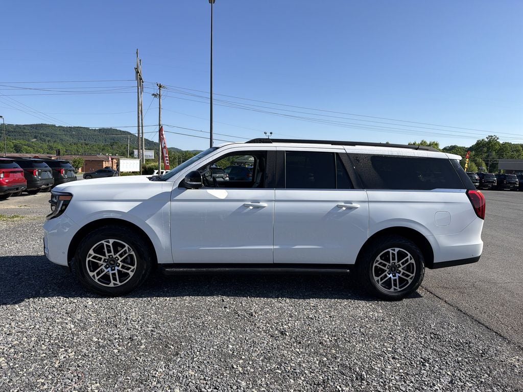 2025 Ford Expedition Max Active