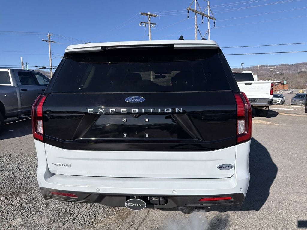 2025 Ford Expedition Active