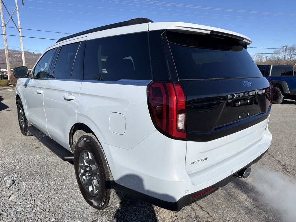 2025 Ford Expedition Active