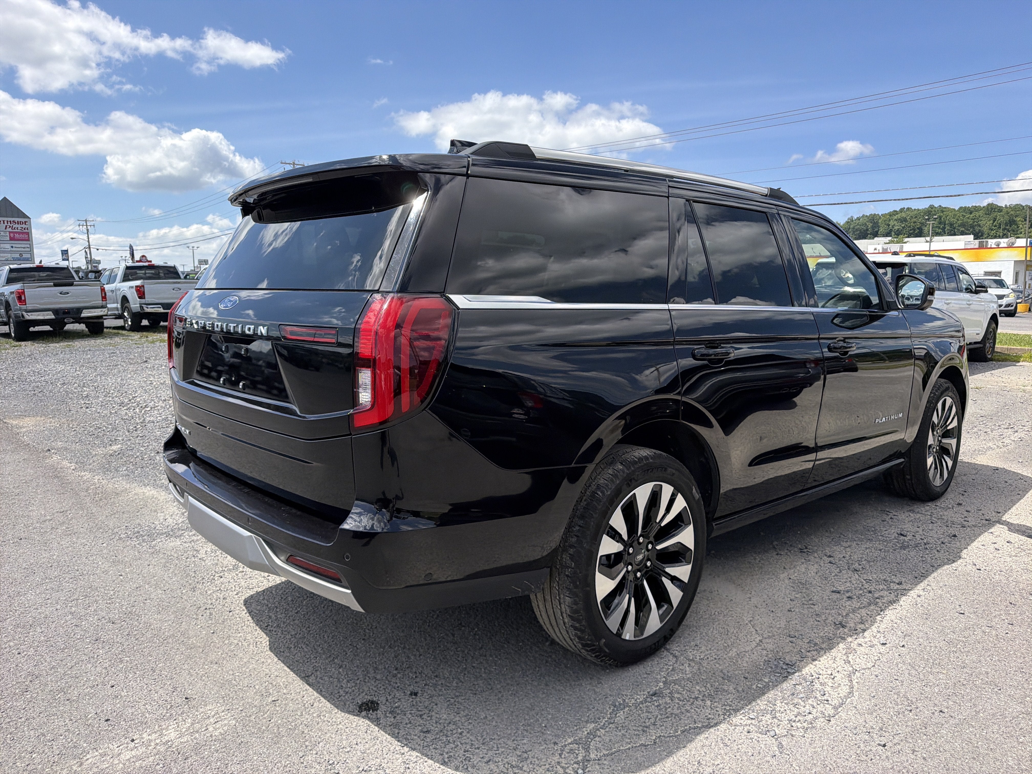 2025 Ford Expedition Platinum
