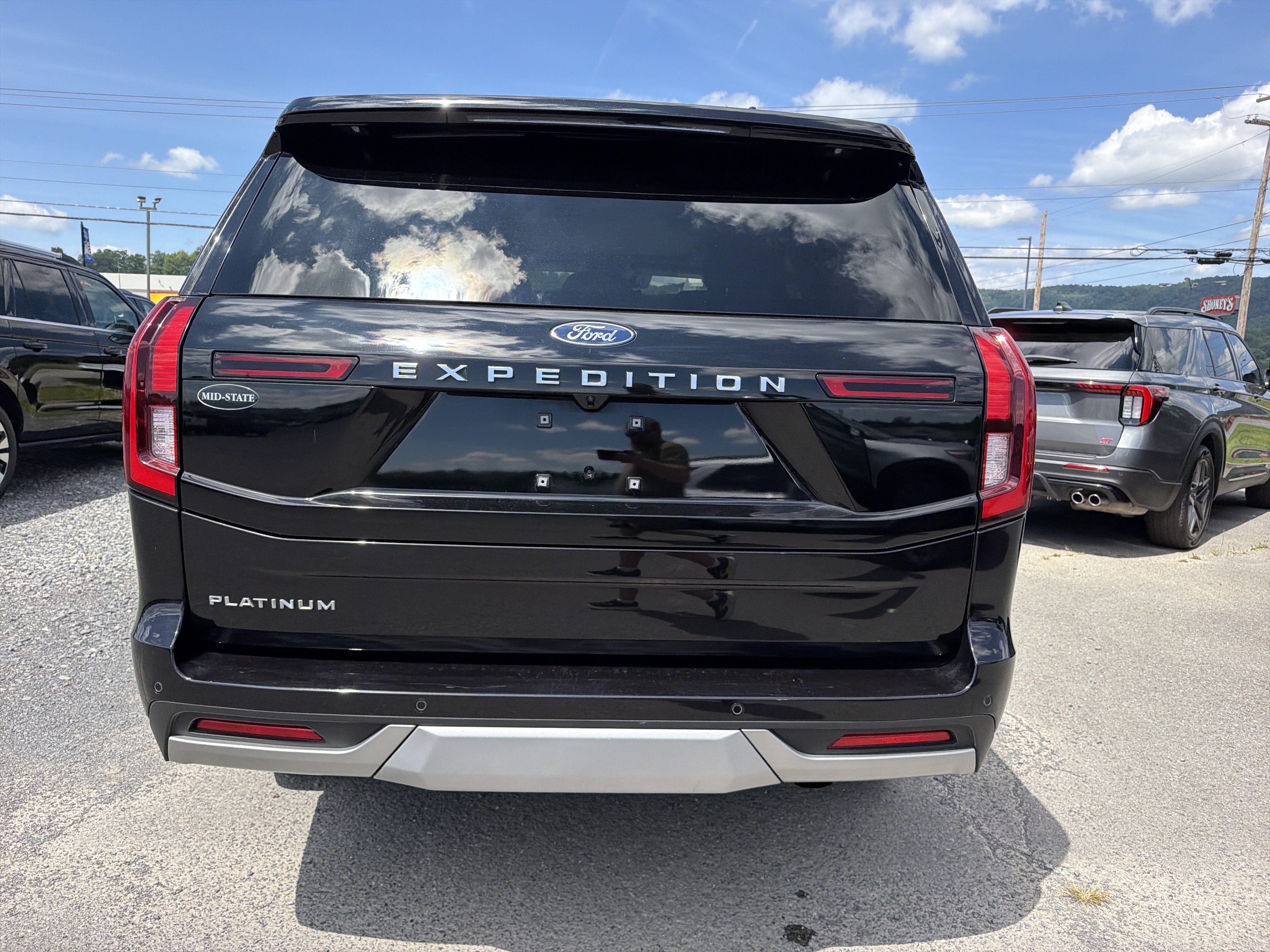 2025 Ford Expedition Platinum