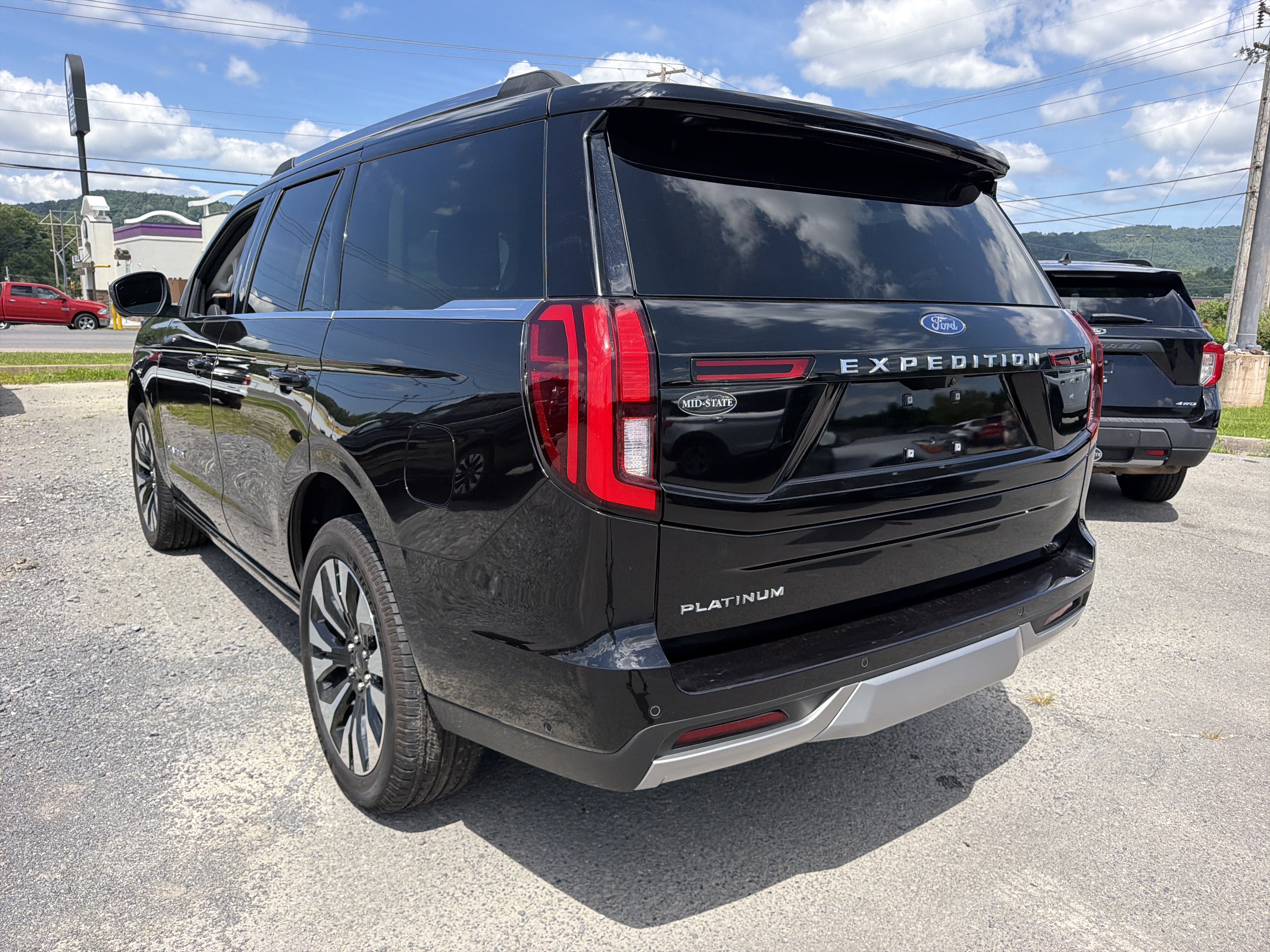 2025 Ford Expedition Platinum