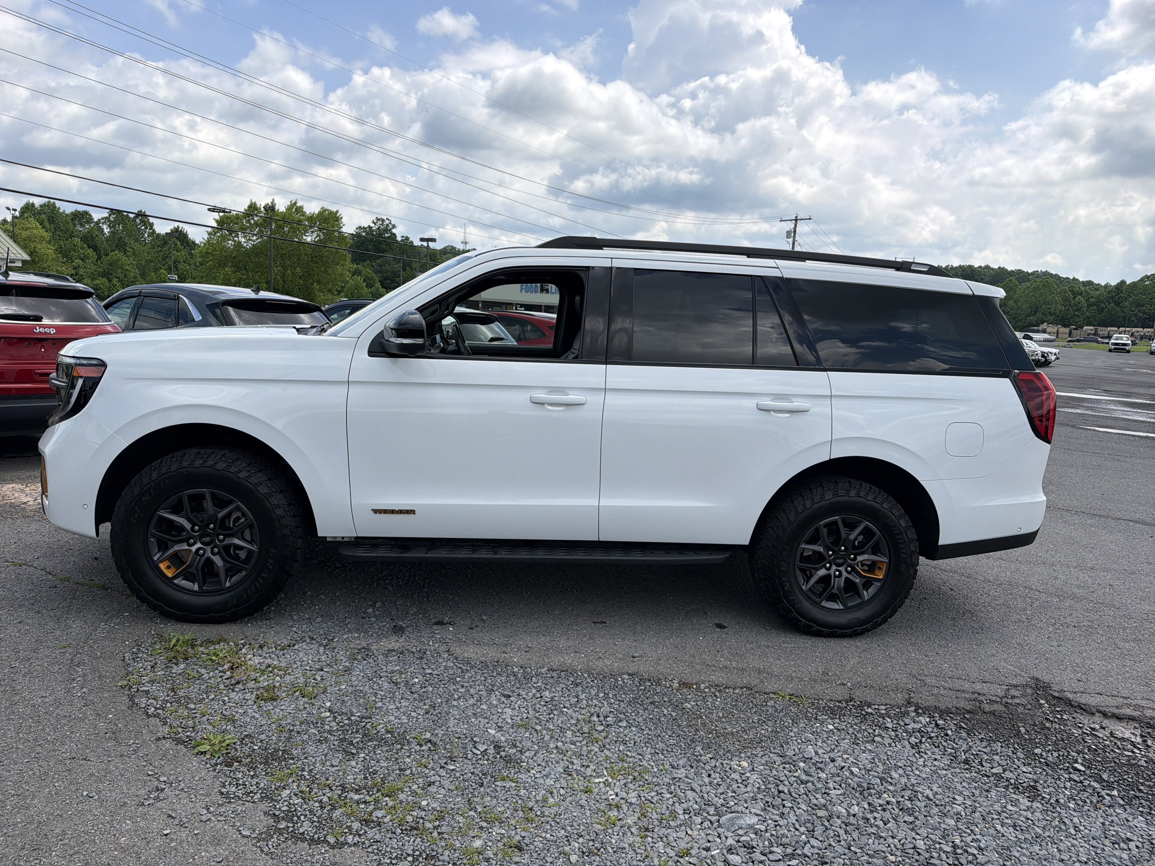 2025 Ford Expedition Tremor