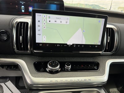 2025 Ford Expedition Tremor