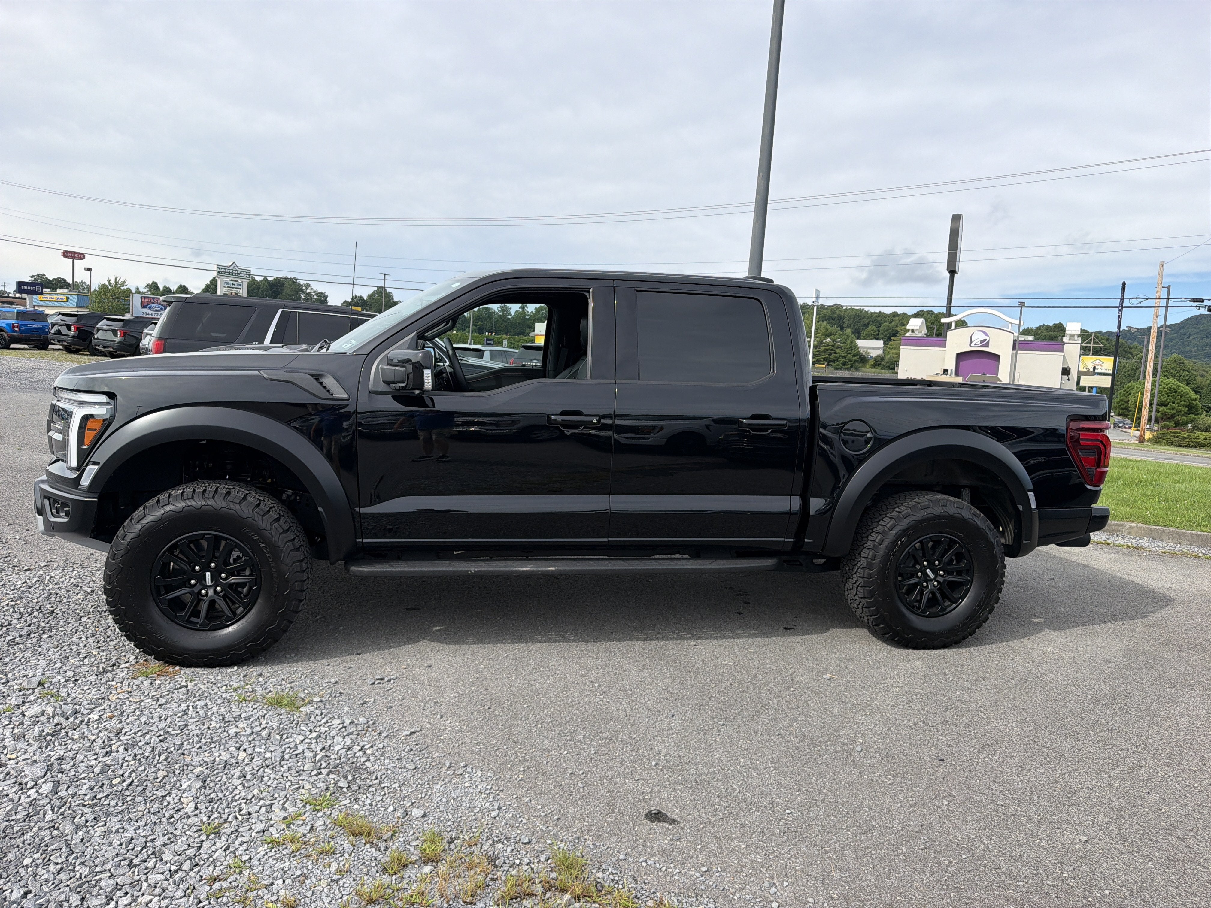 2025 Ford F-150 Raptor