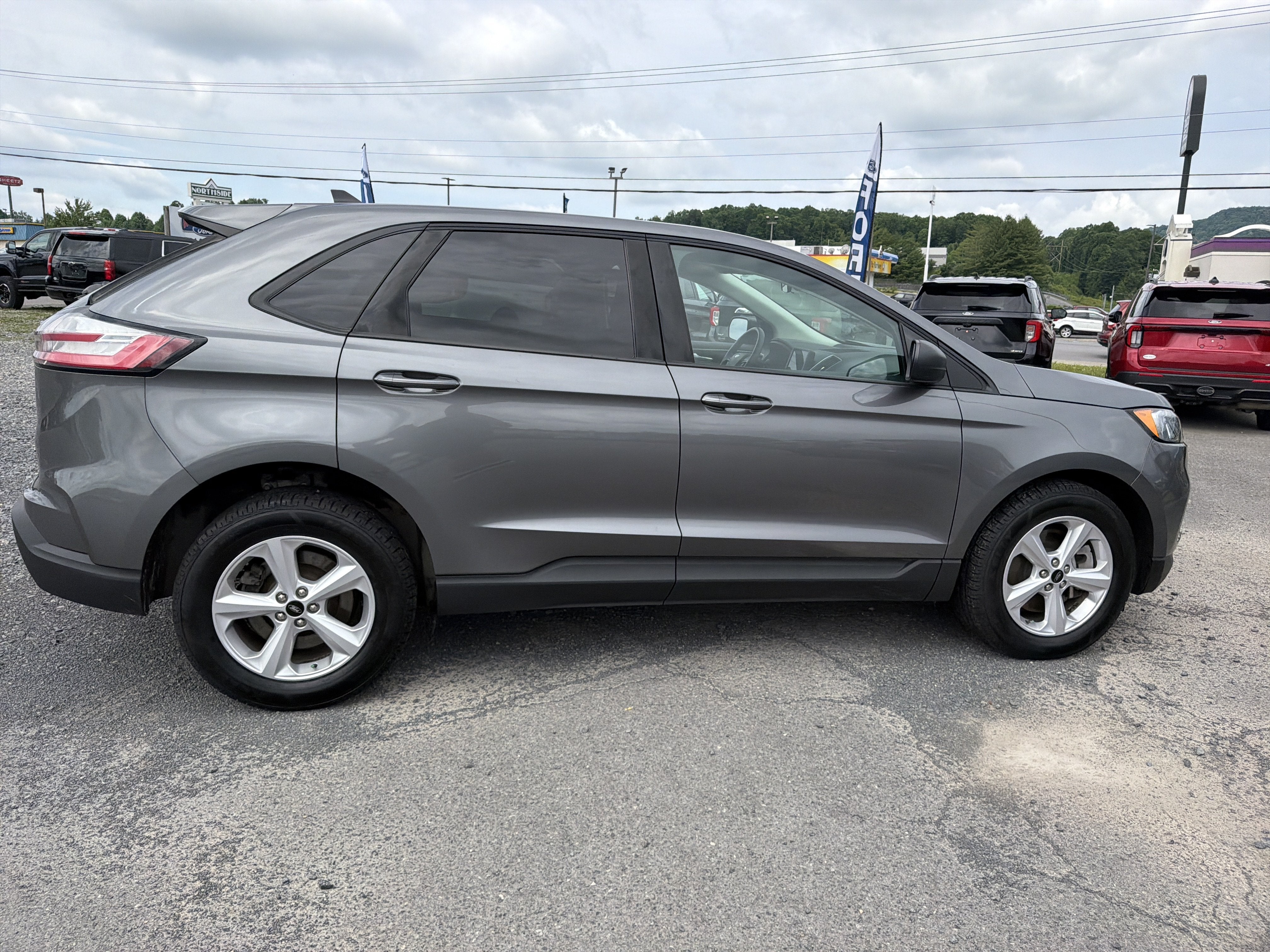 2024 Ford Edge SE