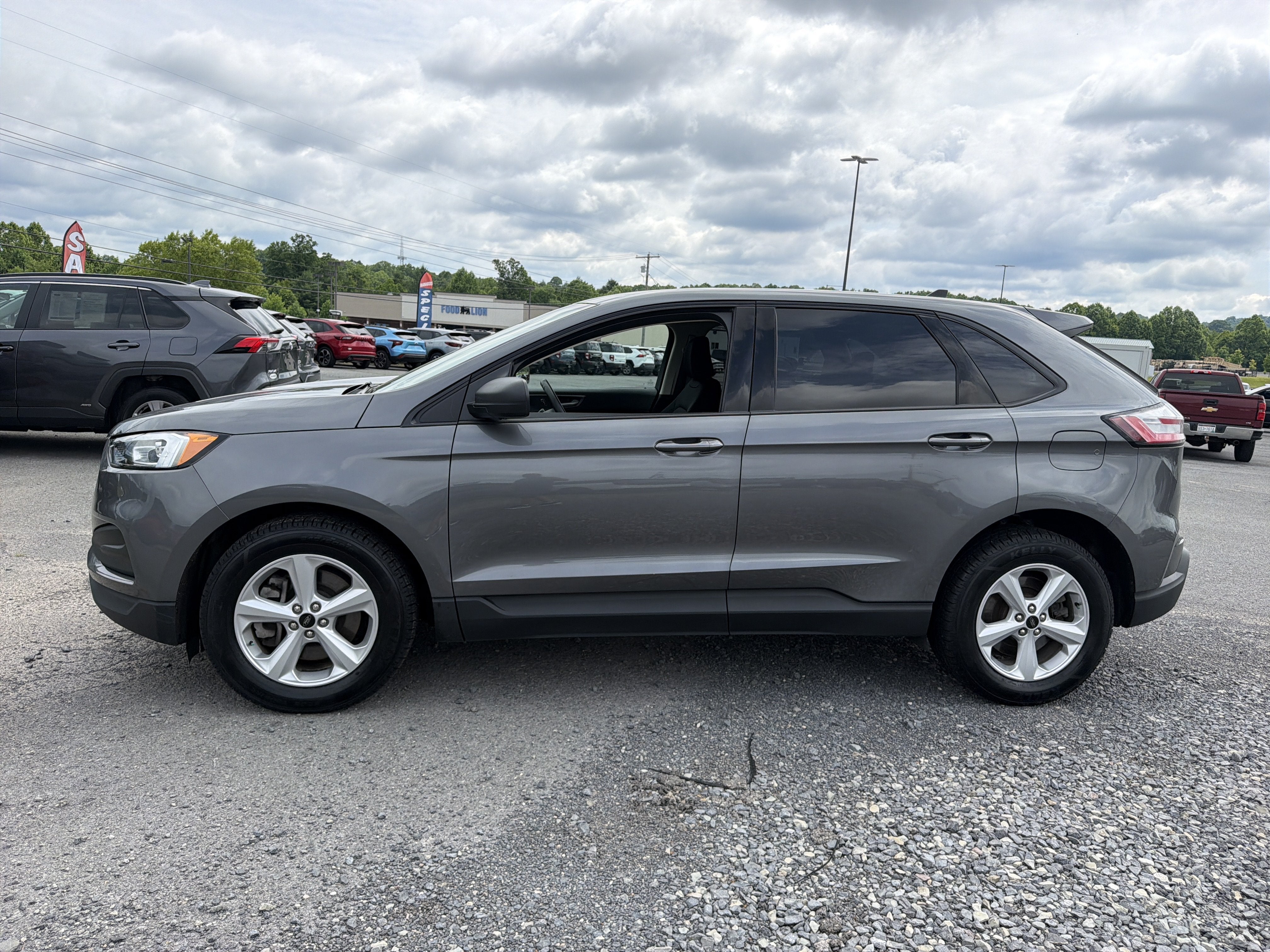 2024 Ford Edge SE