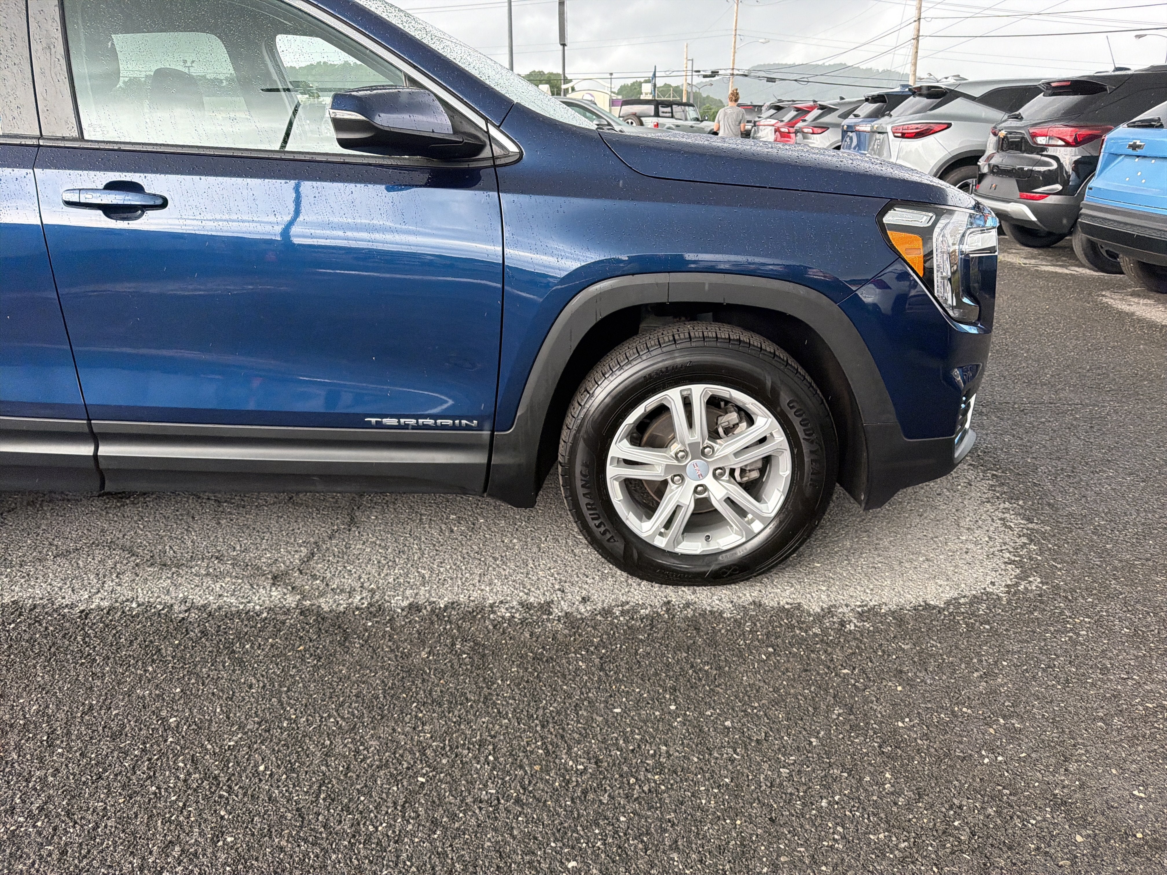 2022 GMC Terrain SLE