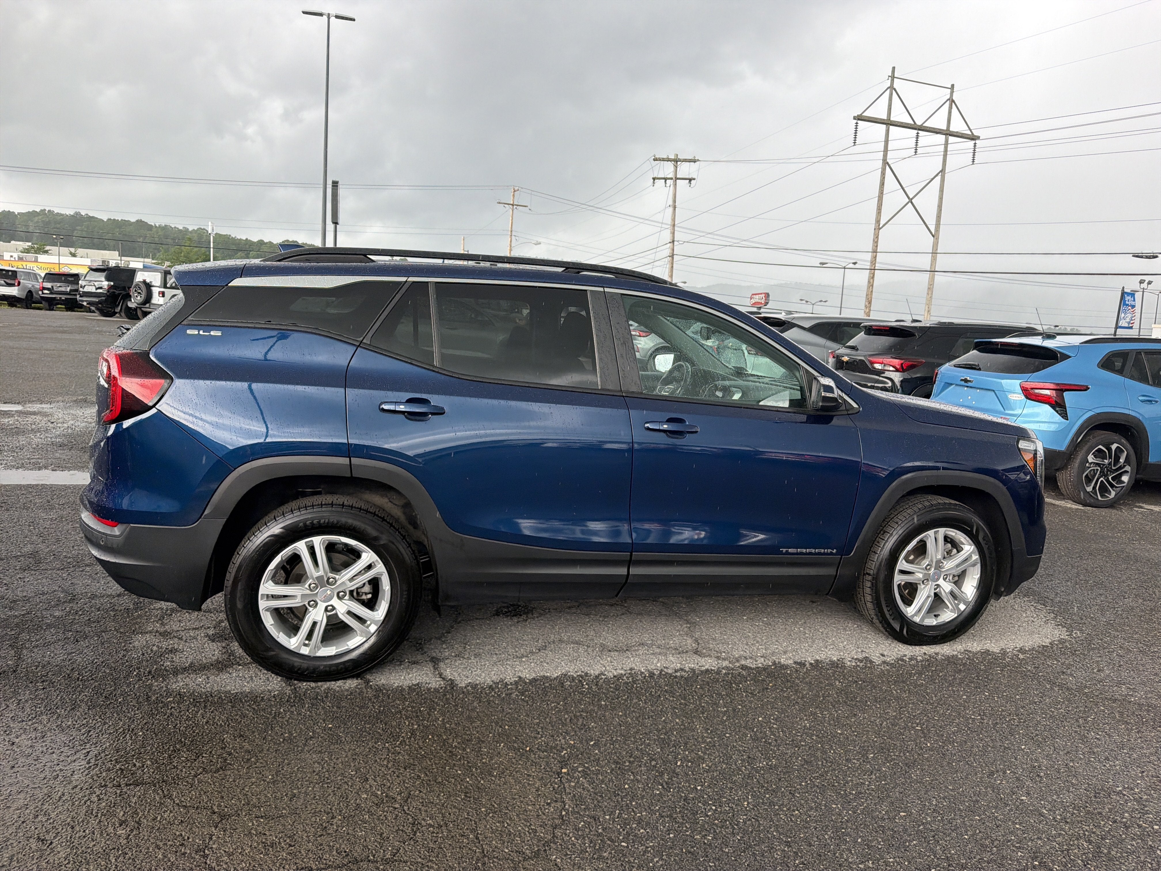 2022 GMC Terrain SLE