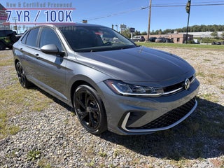 2025 Volkswagen Jetta SE