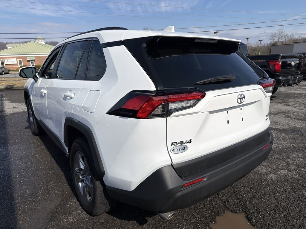 2025 Toyota RAV4 Hybrid XLE