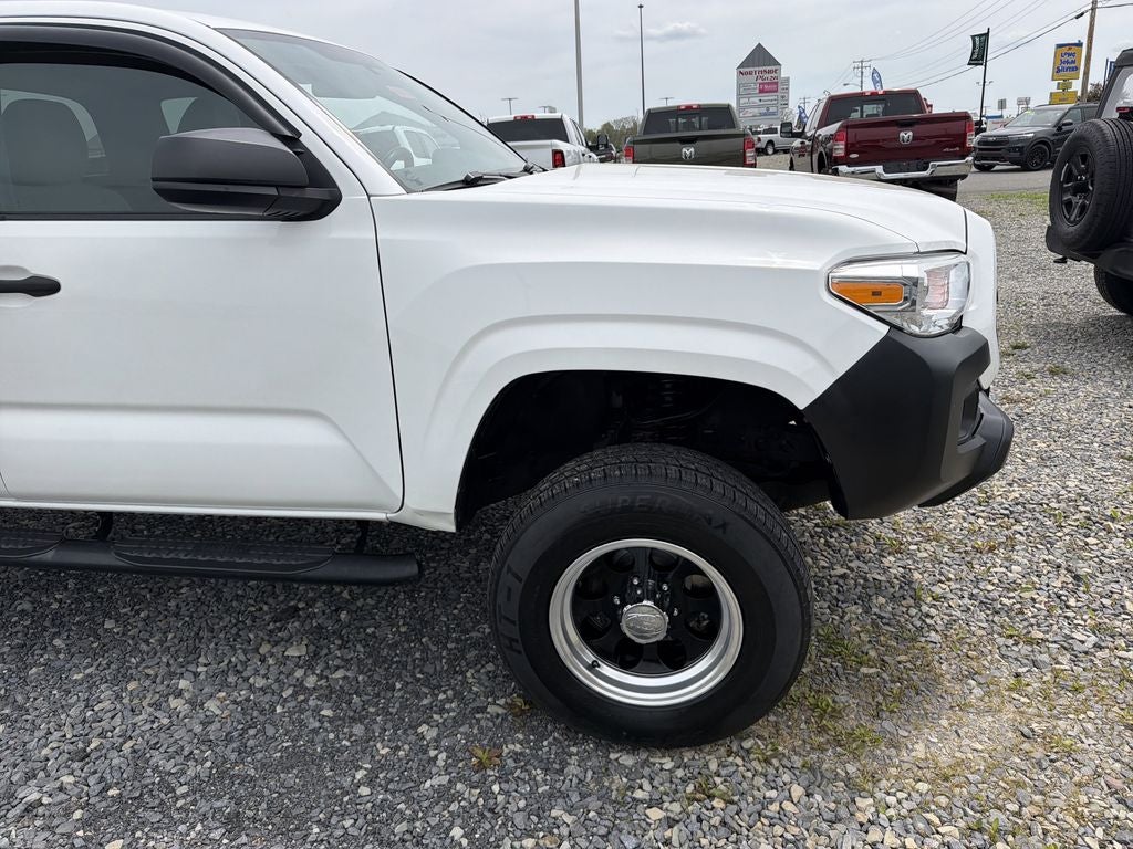 2016 Toyota Tacoma SR