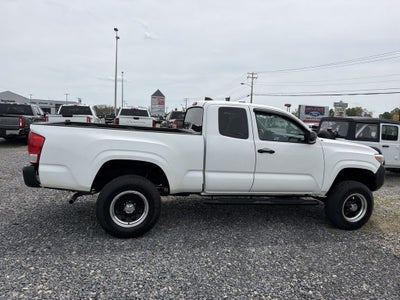 2016 Toyota Tacoma SR