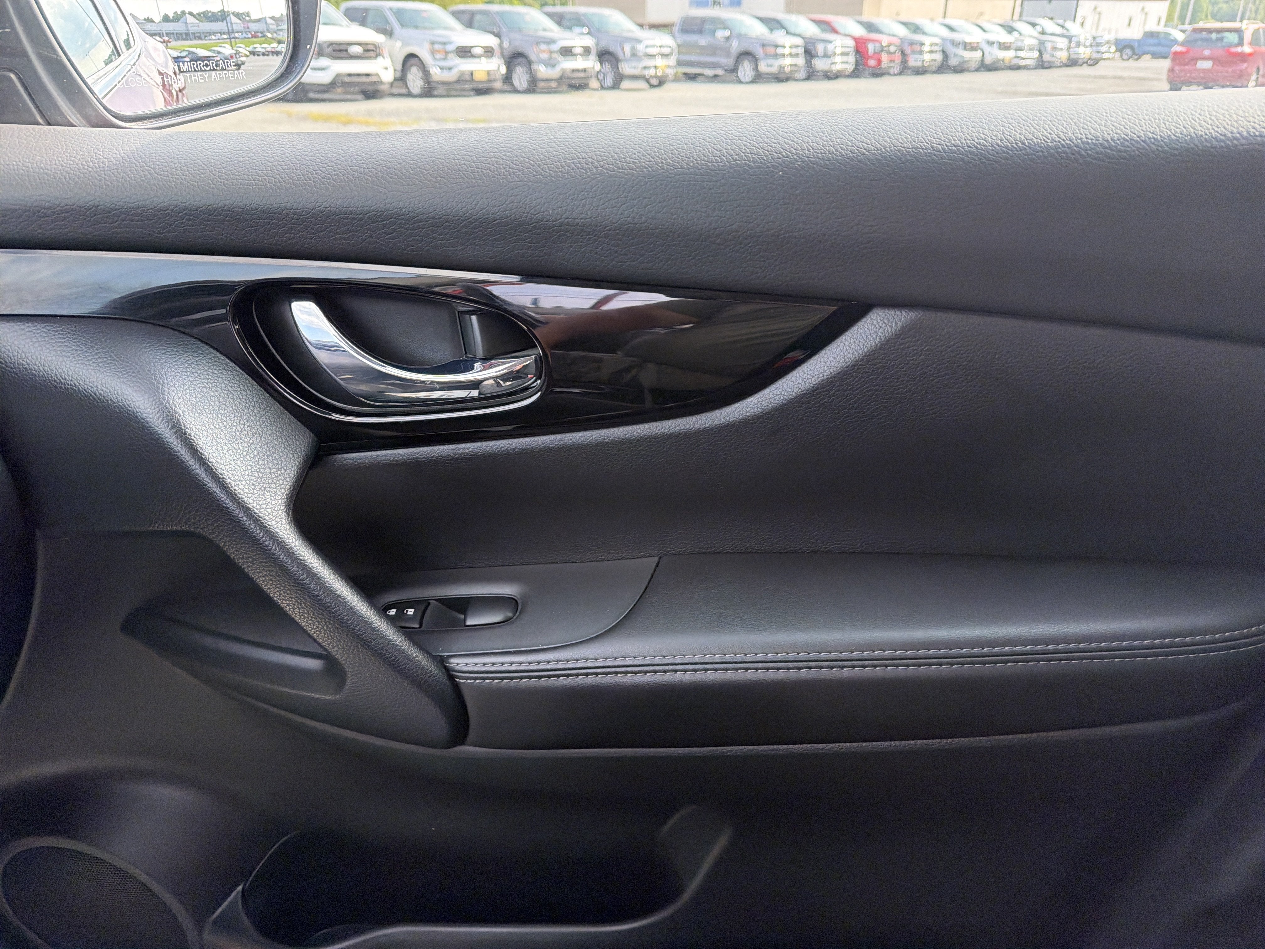 2021 Nissan Rogue Sport SV