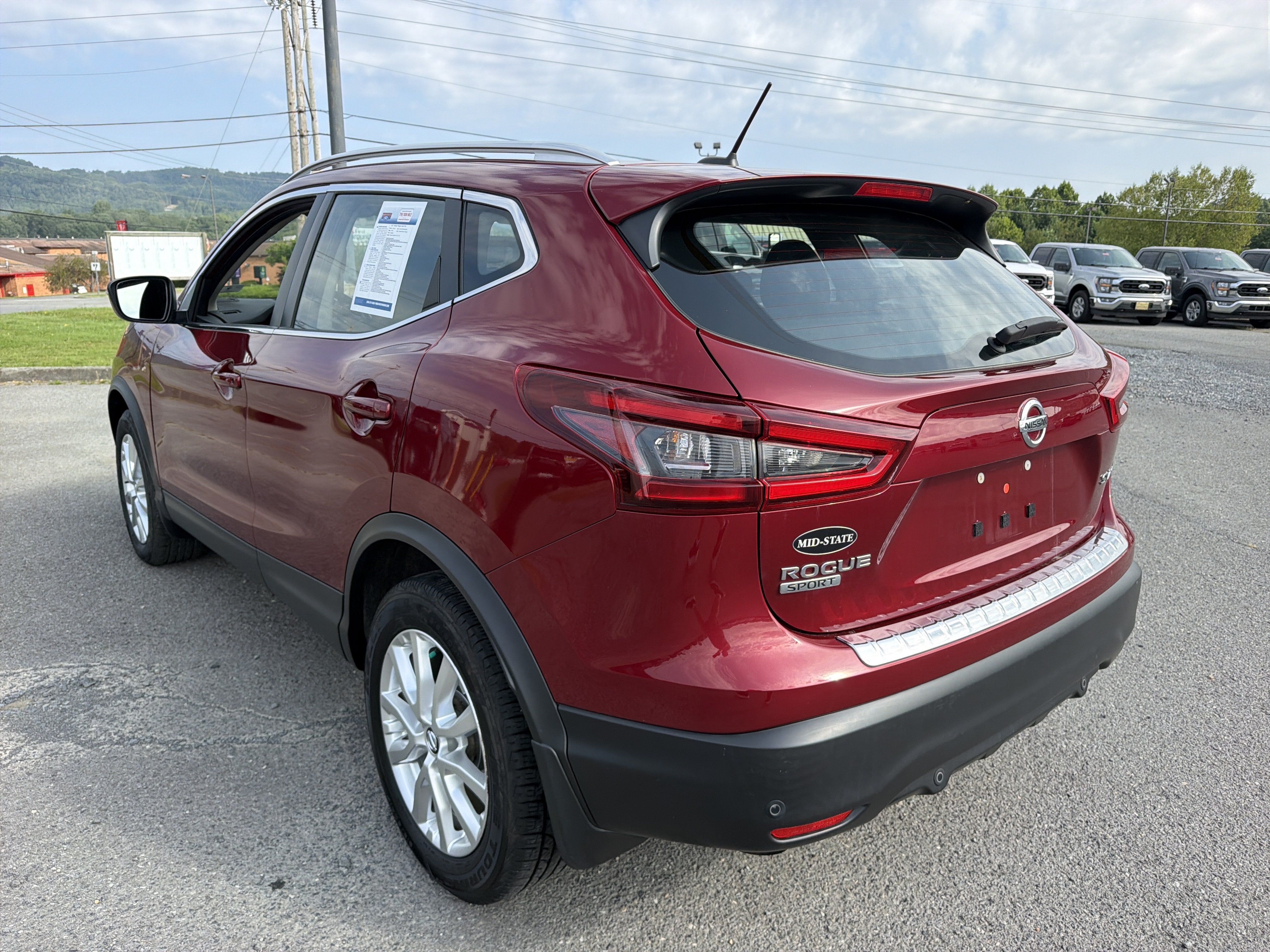2021 Nissan Rogue Sport SV
