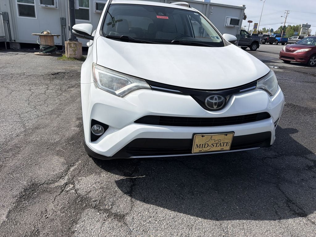 2017 Toyota RAV4 XLE